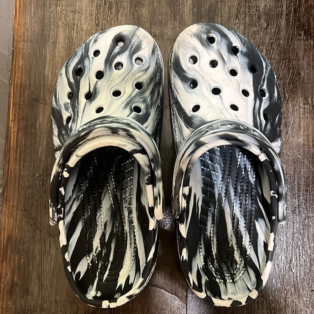 Crocs